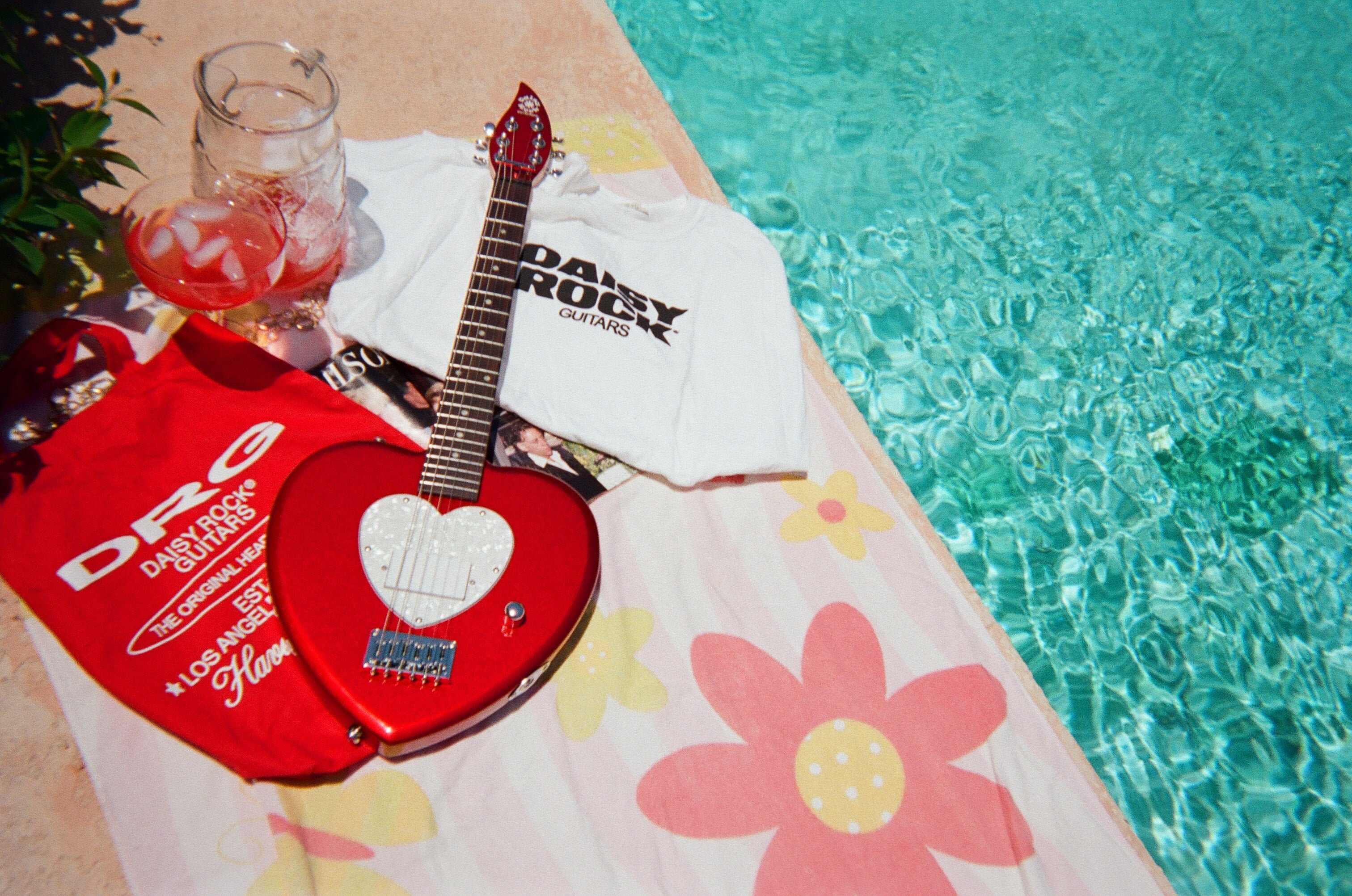 LIL' HEARTBREAKER – Daisy Rock Guitars